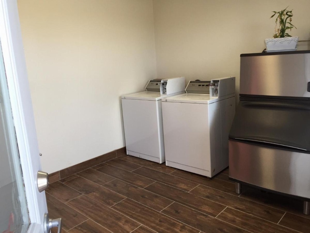 Friona Inn Image 12