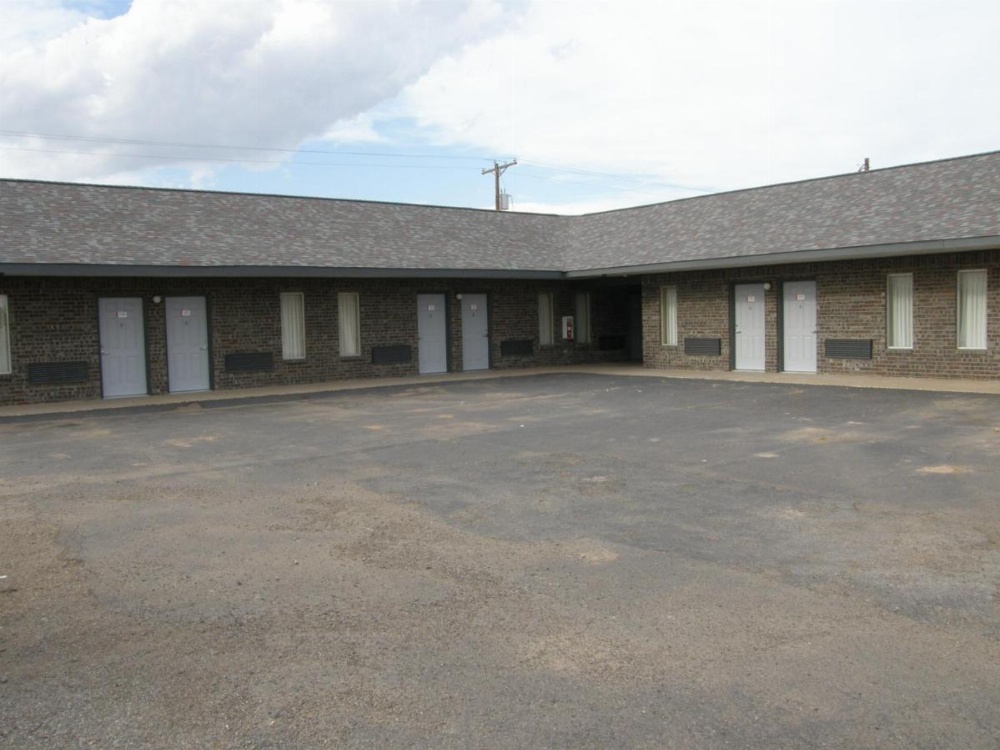 Friona Inn Image 6